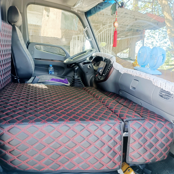 Giường xe tải Hyundai EX8 Bản đủ - Bản thiếu