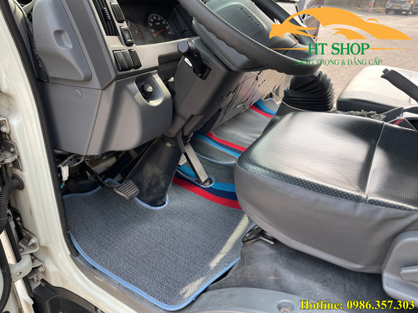 tham-lot-san-cuoc-xe-tai-isuzu-npr-400