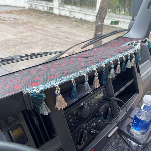 tham-taplo-isuzu-qkr210